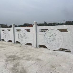 白城芝麻白河道栏杆 石材栏杆