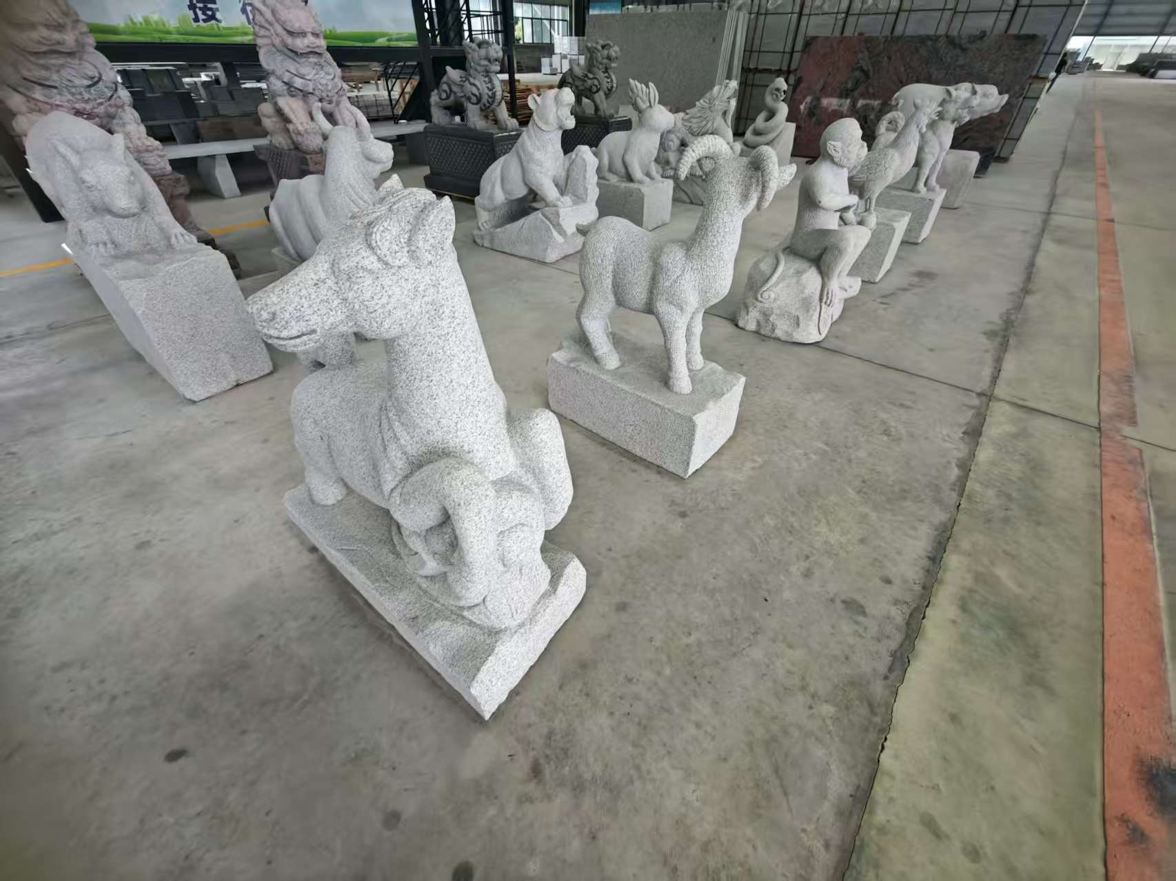白城芝麻白雕刻 十二生肖 异形雕刻