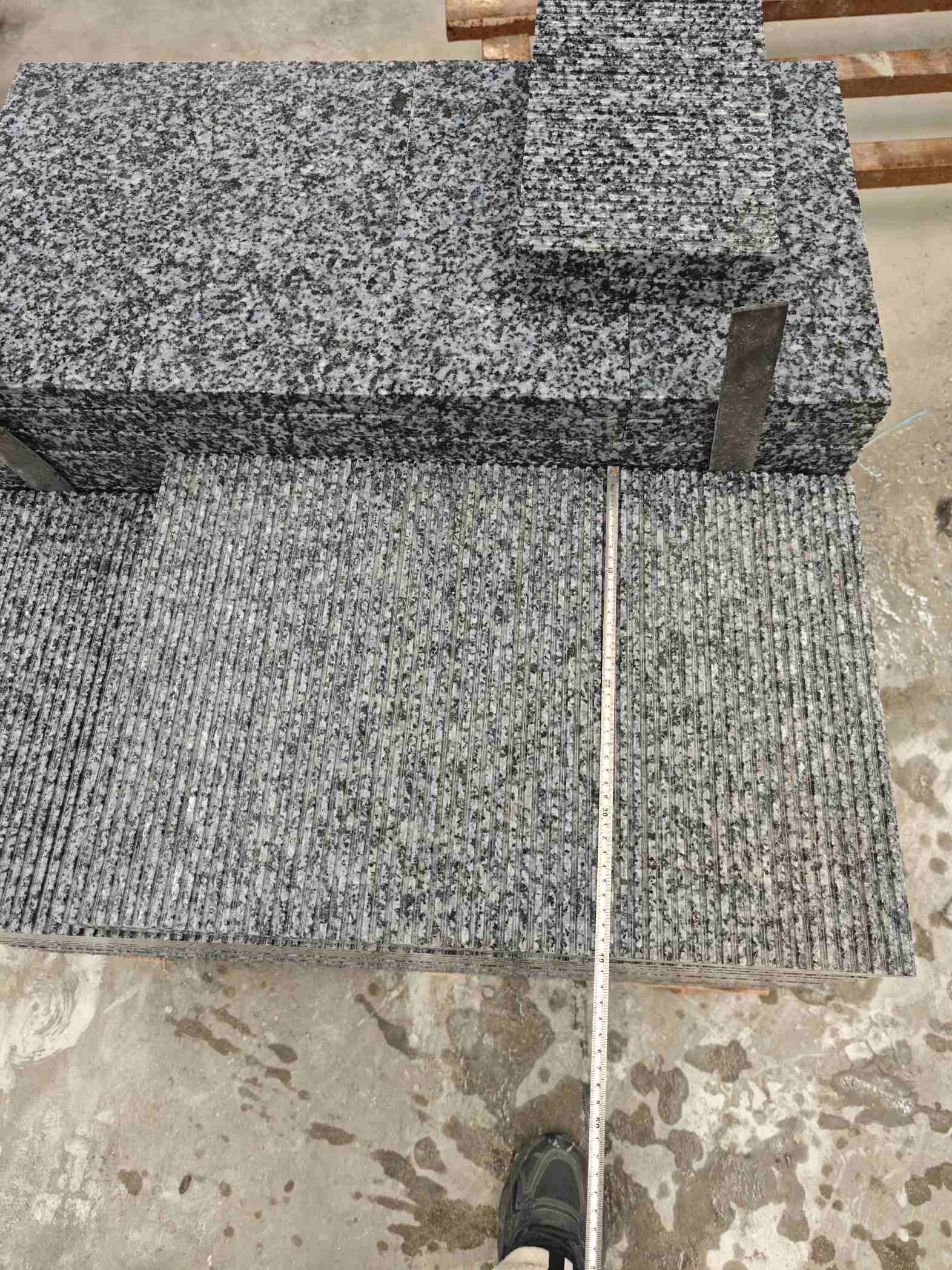 白城芝麻黑拉丝面