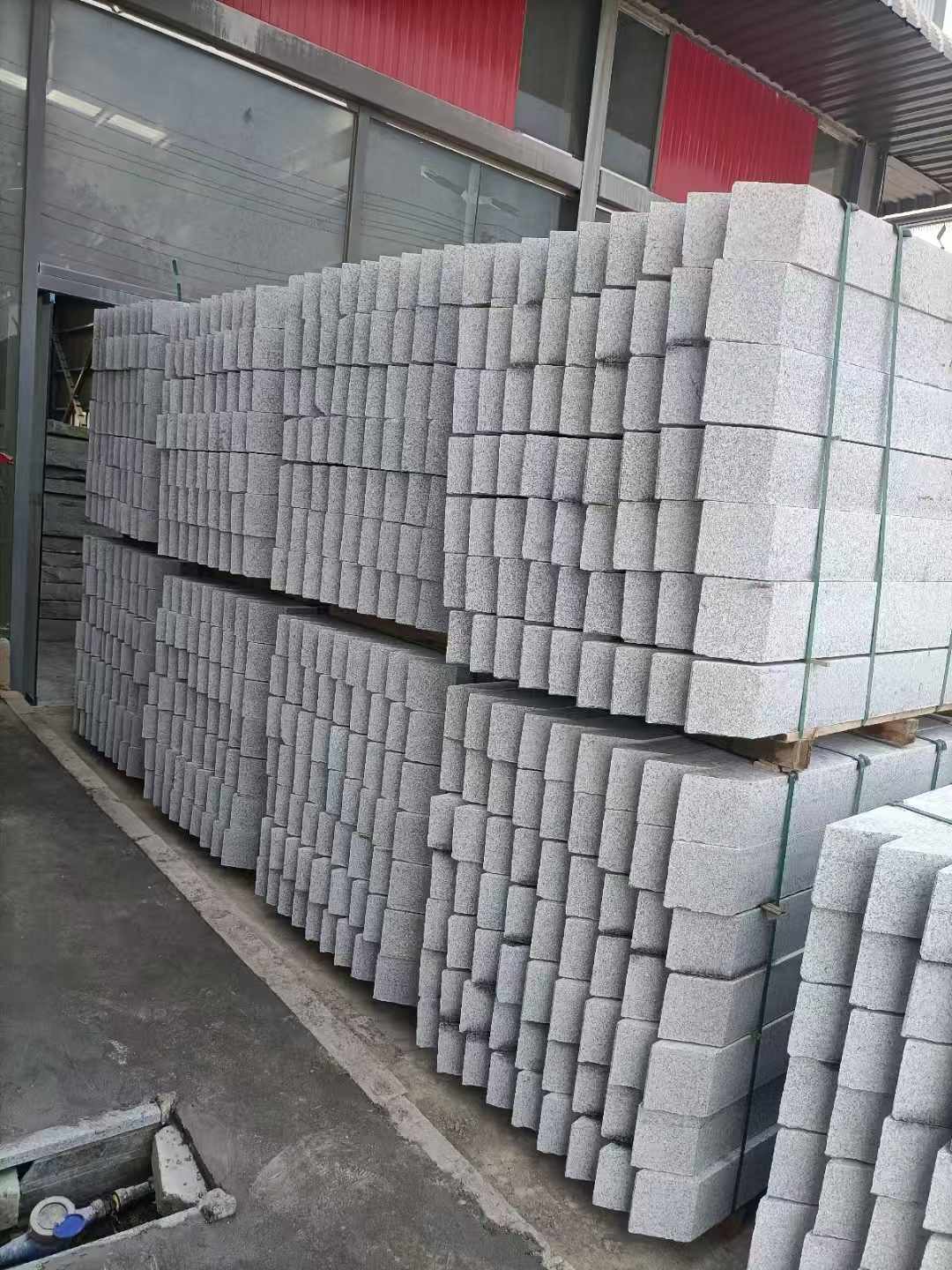 白城芝麻白树围石 树池
