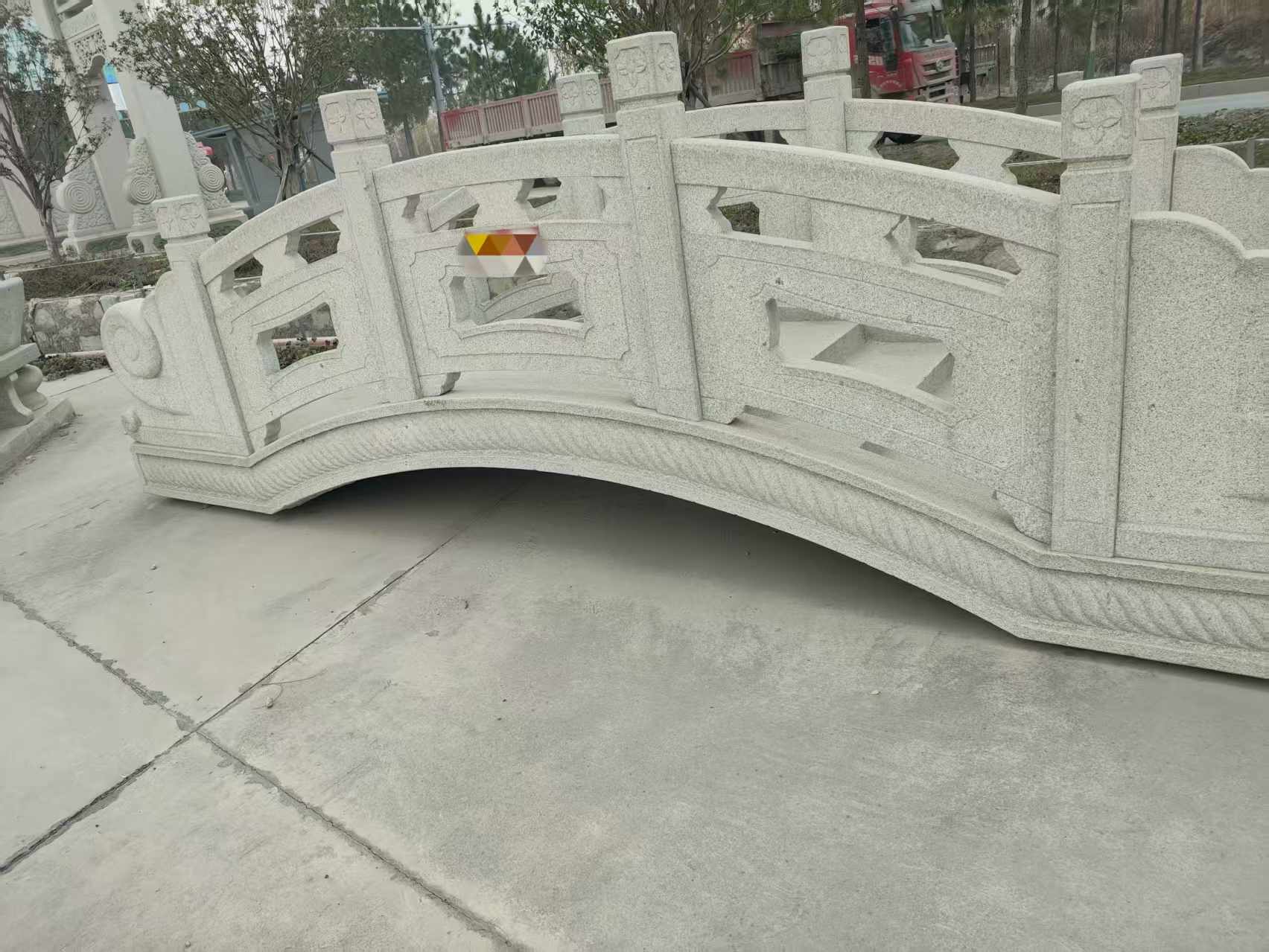 白城芝麻白拱桥，石桥