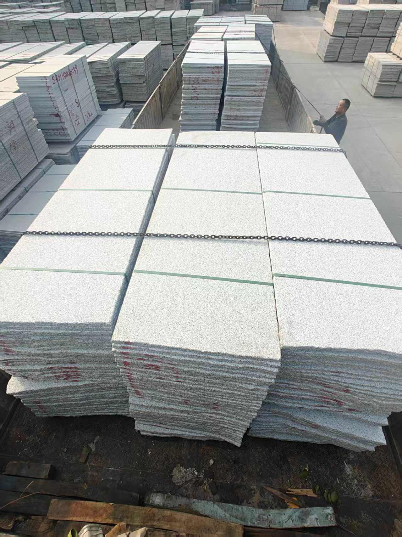 白城芝麻白毛板，石材毛板